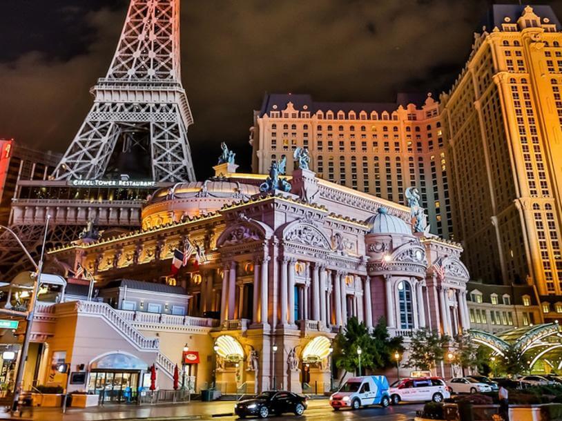 Nainen voittaa valtavan jättipotin Paris-hotellin kasinolla –