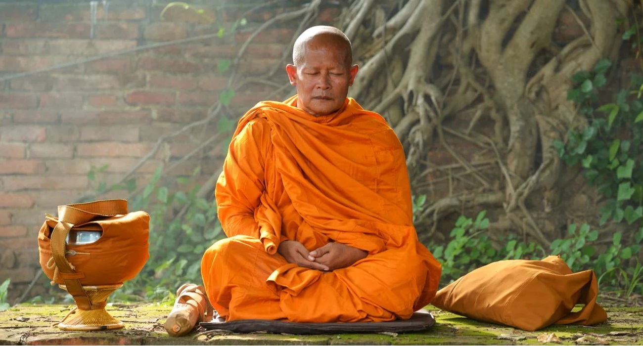 Thaimaalainen munkki sai suuren lottovoiton ja antaa kaiken pois